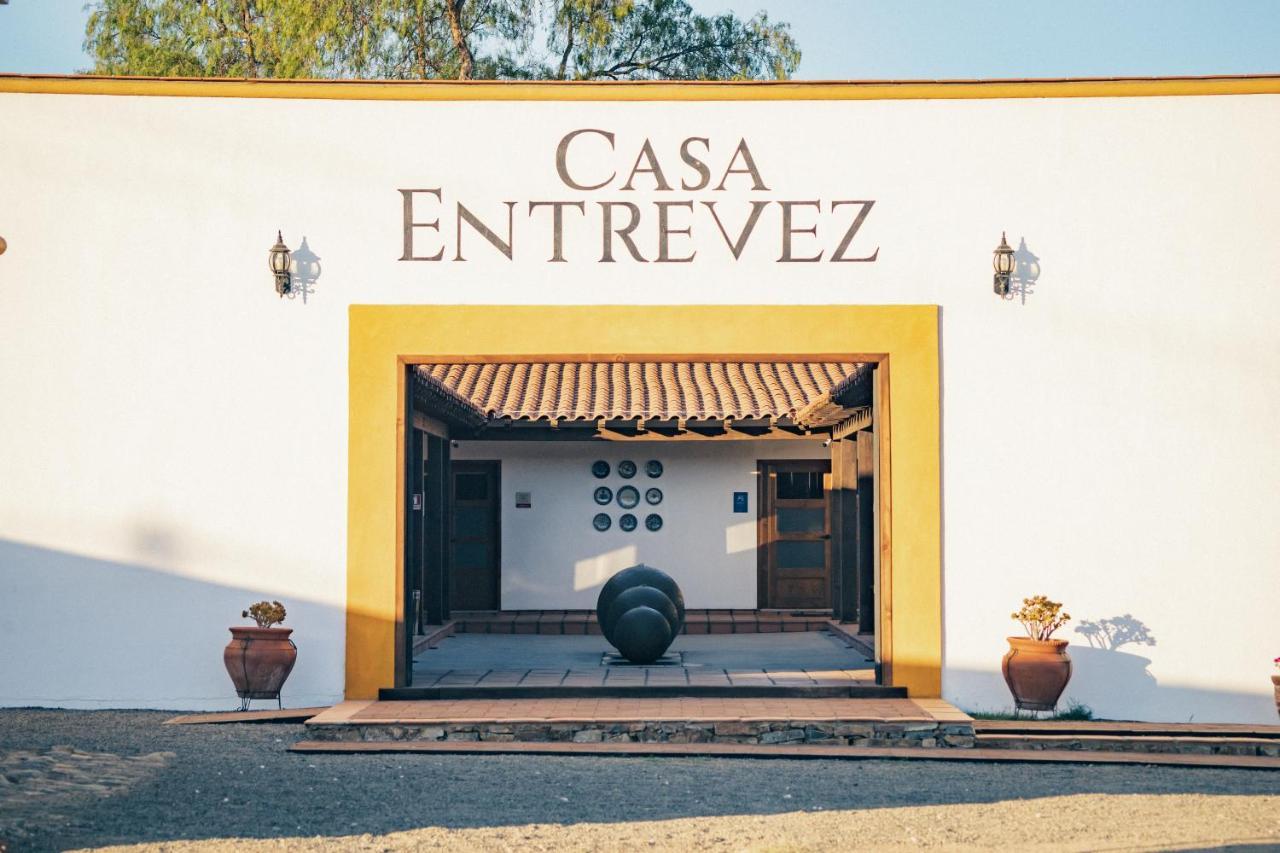 לינה וארוחת בוקר ואלה דה גוואדלופה Casa Entrevez מראה חיצוני תמונה